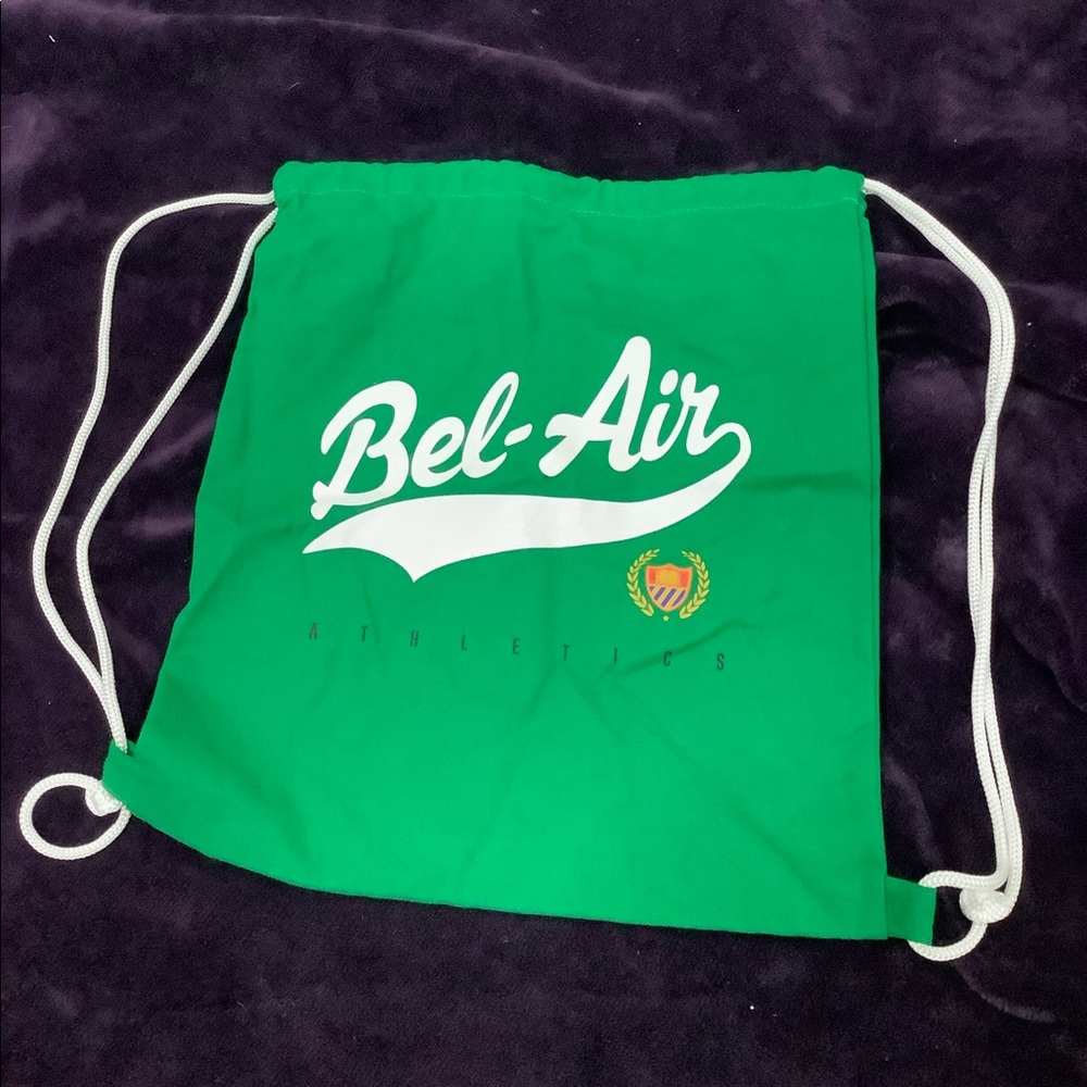 FREE w/purchase Drawstring Carrier - just ask for it..must spend $15 or more.